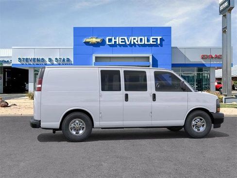 New 2025 Chevrolet Express 2500 Regular Wheelbase w/ Driver Convenience Package image 5