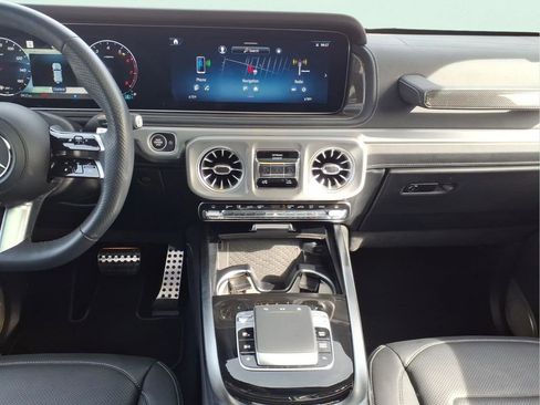 Used 2025 Mercedes-Benz G 550 image 20