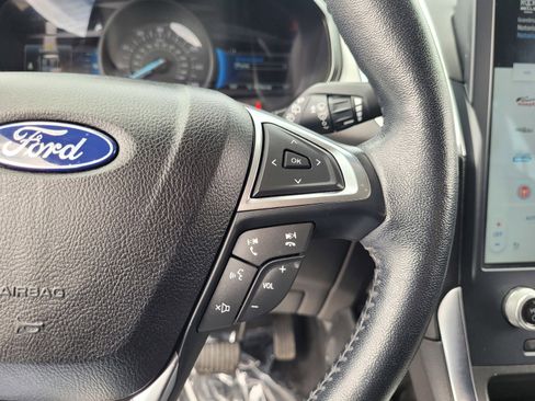 Used 2023 Ford Edge Titanium AWD/4WD image 22