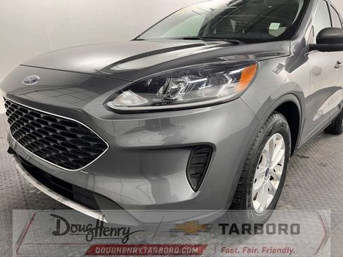 Used 2022 Ford Escape SE w/ Convenience Package FWD image 10