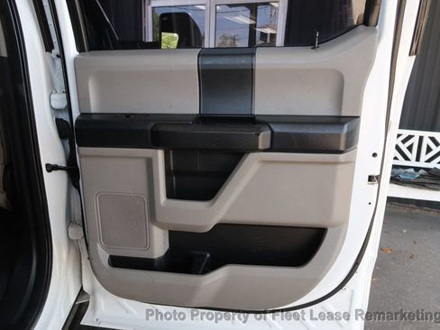 Used 2018 Ford F550 2WD Crew Cab Super Duty image 23