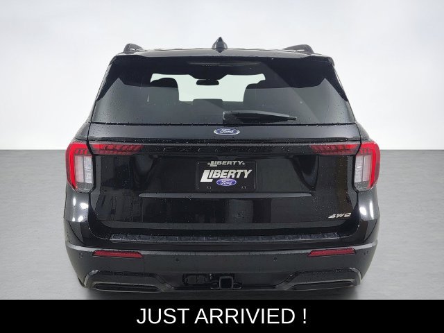 Used 2026 Ford Explorer ST-Line AWD/4WD image 4