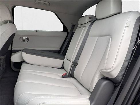 New 2024 Hyundai Ioniq 5 Limited image 16