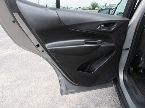 Used 2019 Chevrolet Equinox LT AWD/4WD image 22