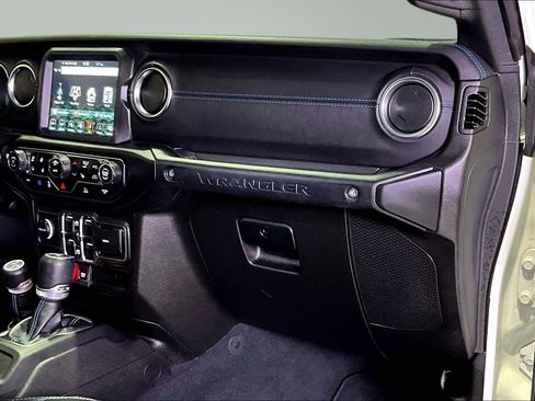 Used 2022 Jeep Wrangler Unlimited Rubicon 4xe w/ Cold Weather Group image 26