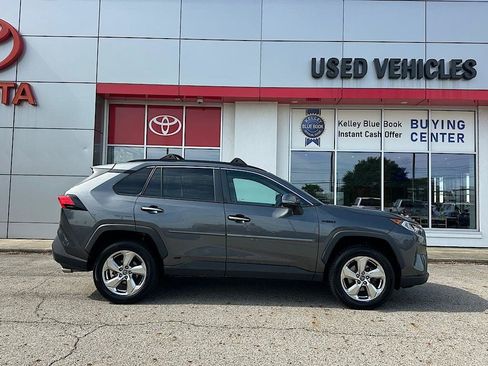 Certified 2021 Toyota RAV4 Limited AWD/4WD image 8