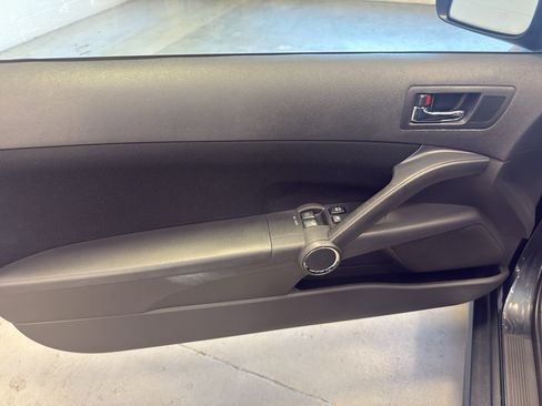 Used 2006 Scion tC FWD image 15