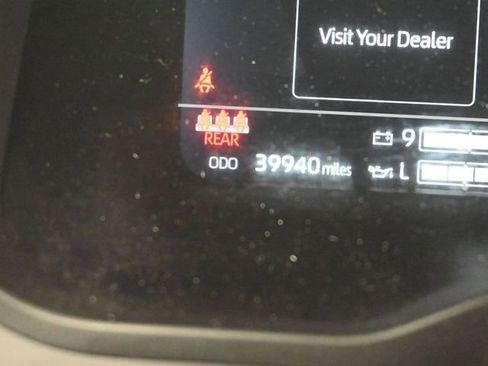 Used 2024 Toyota Tundra Platinum AWD/4WD image 13