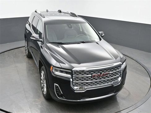 Certified 2023 GMC Acadia Denali w/ LPO, Floor Liner Package image 47