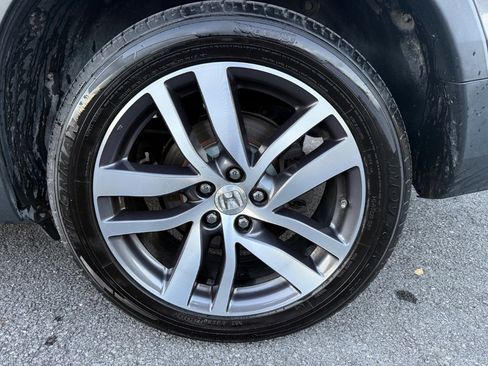 Used 2017 Honda Pilot Elite image 9