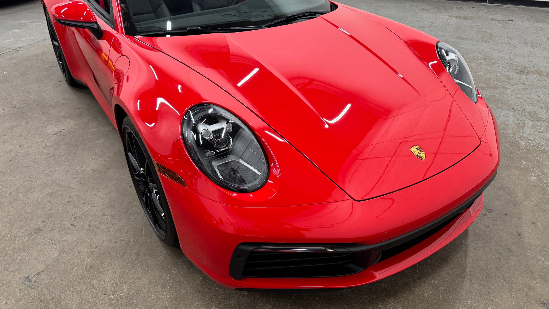 Used 2022 Porsche 911 Carrera RWD image 5