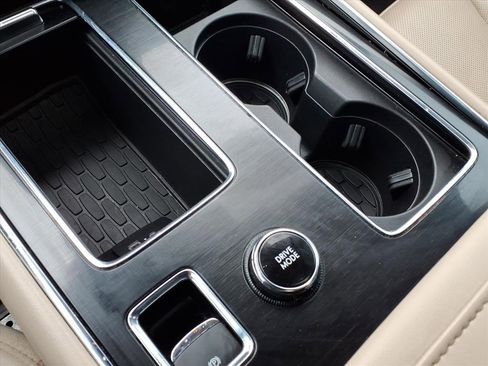 Certified 2023 Lincoln Aviator Reserve w/ Equipment Group 201A image 26