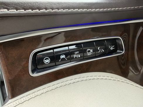 Used 2015 Mercedes-Benz S 63 AMG 4MATIC Coupe image 26