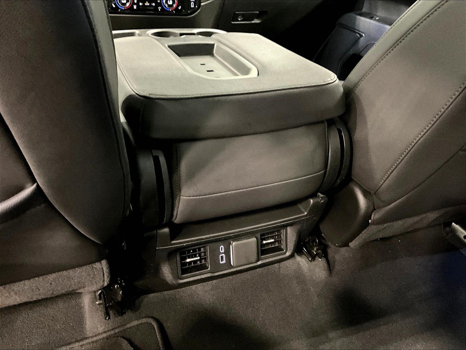 Used 2025 GMC Sierra 1500 SLT AWD/4WD image 11
