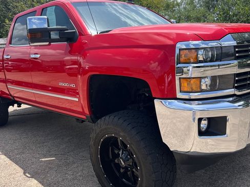 Used 2019 Chevrolet Silverado 2500 LTZ AWD/4WD image 1