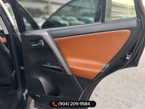Used 2016 Toyota RAV4 Limited image 27