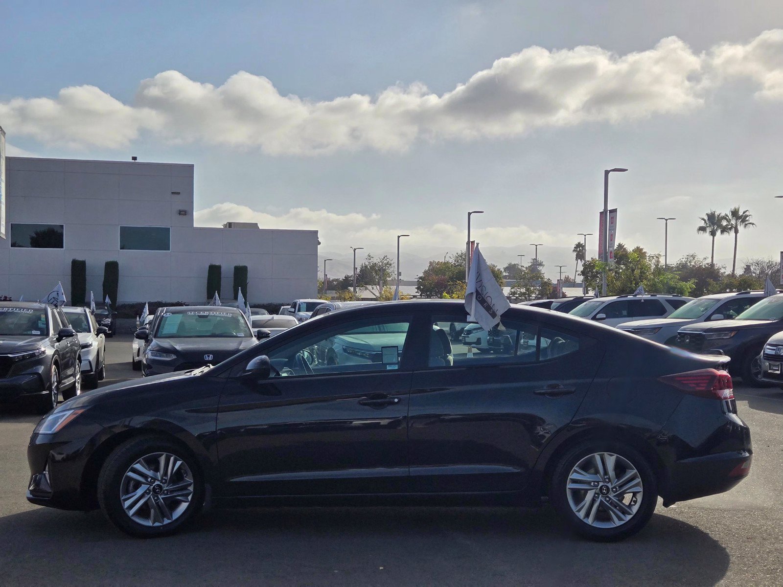 Used 2020 Hyundai Elantra Value Edition FWD image 4
