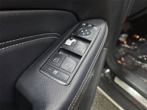 Used 2012 Mercedes-Benz ML 350 4MATIC image 28