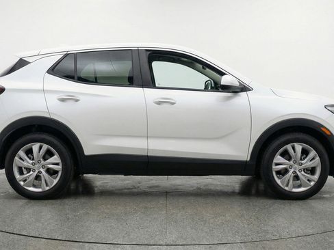 Used 2025 Buick Encore GX Preferred image 11