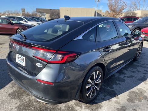 Certified 2024 Honda Civic EX-L image 5