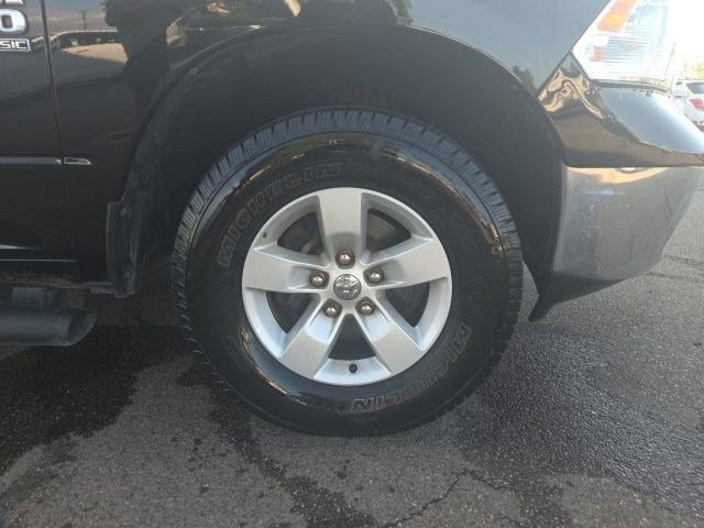 Used 2022 RAM 1500 Classic SLT w/ Electronics Group AWD/4WD image 54