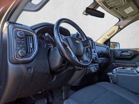 Used 2021 Chevrolet Silverado 1500 LT w/ Bed Protection Package image 8