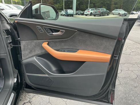 Used 2022 Audi RS Q8 image 35