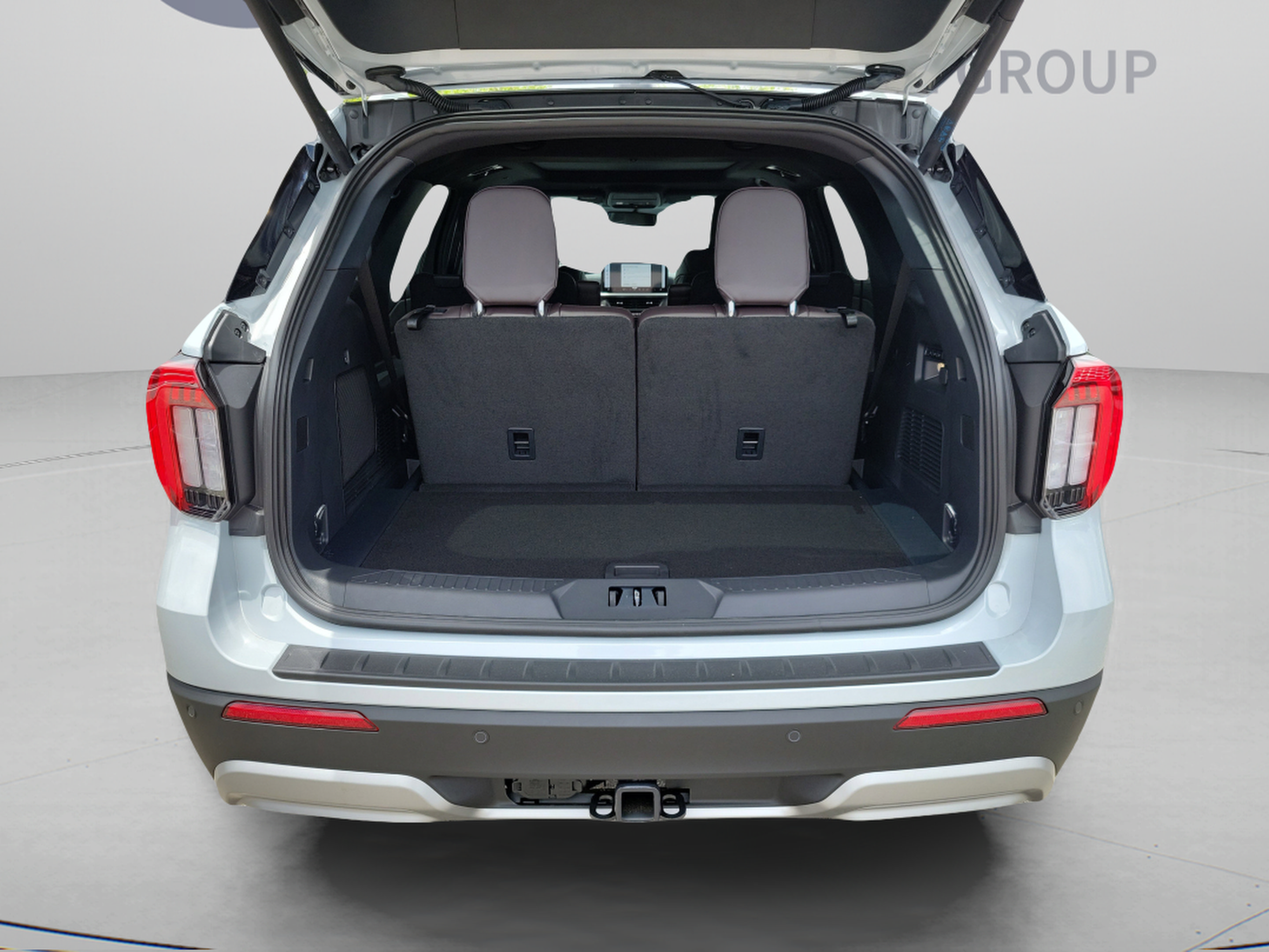 New 2026 Ford Explorer Platinum RWD image 7