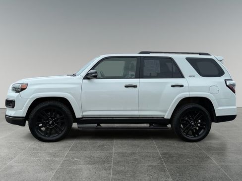 Used 2019 Toyota 4Runner Limited AWD/4WD image 3