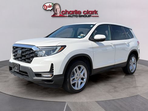 Used 2025 Honda Passport EX-L image 1