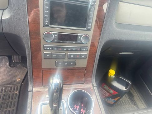 Used 2013 Lincoln Navigator 4WD w/ HD Trailer Tow Pkg image 20
