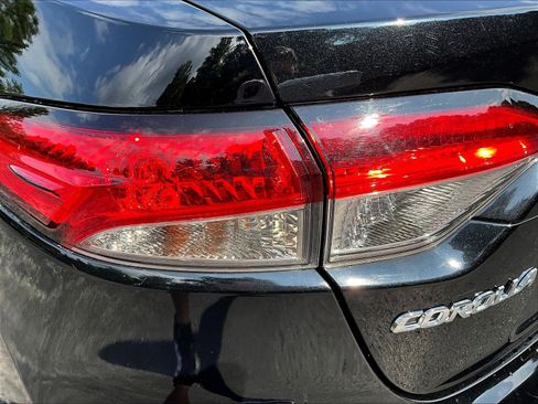 Used 2024 Toyota Corolla LE FWD image 23