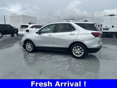 Used 2022 Chevrolet Equinox LT image 38