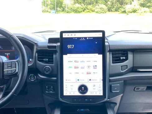 Used 2024 Ford Expedition Max Platinum AWD/4WD image 24