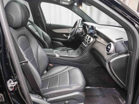 Used 2022 Mercedes-Benz GLC 300 image 22