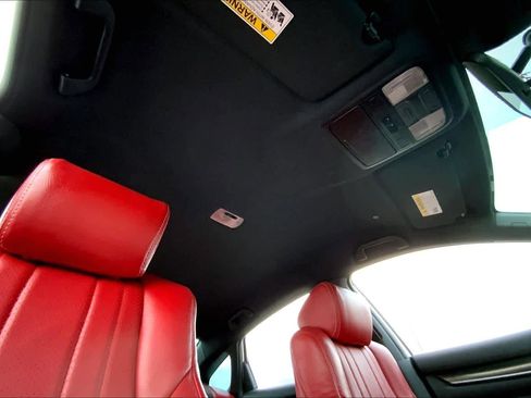 Used 2018 Honda Accord Sport image 13