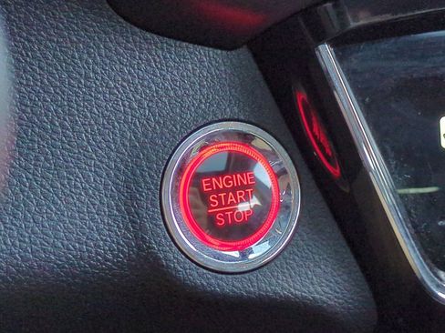 Used 2021 Honda HR-V EX image 16