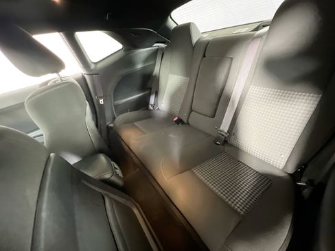 Used 2022 Dodge Challenger R/T image 22