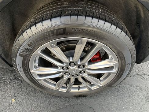 Certified 2022 Cadillac XT5 Sportv w/ LPO, Floor Liner Package image 35