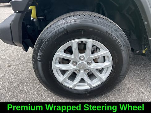 Certified 2023 Jeep Wrangler Sport AWD/4WD image 19