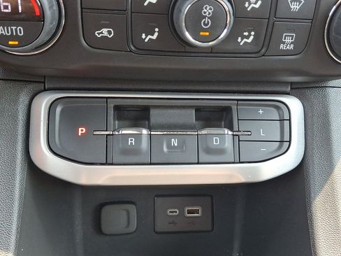 Used 2023 GMC Acadia SLE w/ Driver Convenience Package AWD/4WD image 15