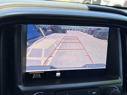 Used 2019 Chevrolet Colorado Z71 AWD/4WD image 30