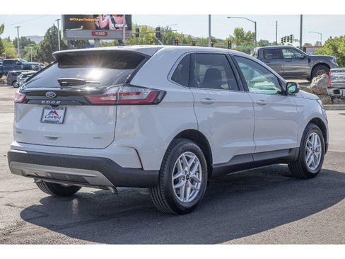 Used 2024 Ford Edge SEL AWD/4WD image 3