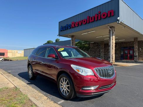 Used 2017 Buick Enclave Convenience FWD image 1