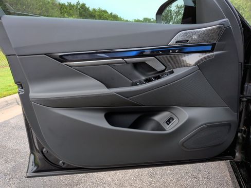 New 2026 BMW i5 M60 AWD/4WD image 30