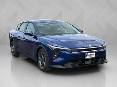 New 2026 Kia K4 LXS image 3