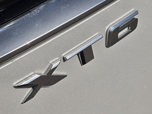 Used 2024 Cadillac XT6 Sport w/ Platinum Package image 18