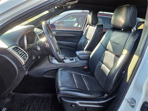 Used 2014 Jeep Grand Cherokee Summit image 14