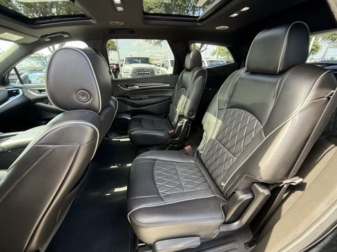 Used 2023 Buick Enclave Avenir w/ Avenir Technology Package FWD image 28