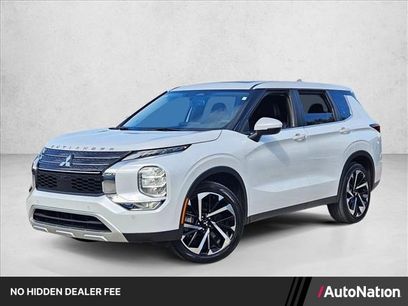 Used 2023 Mitsubishi Outlander SE